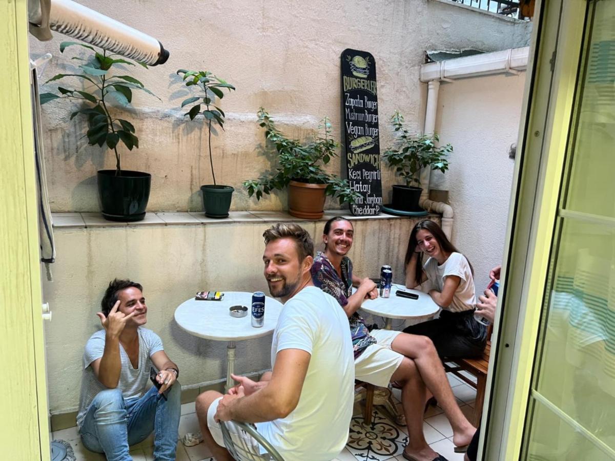 Rodin Hostel イスタンブール エクステリア 写真