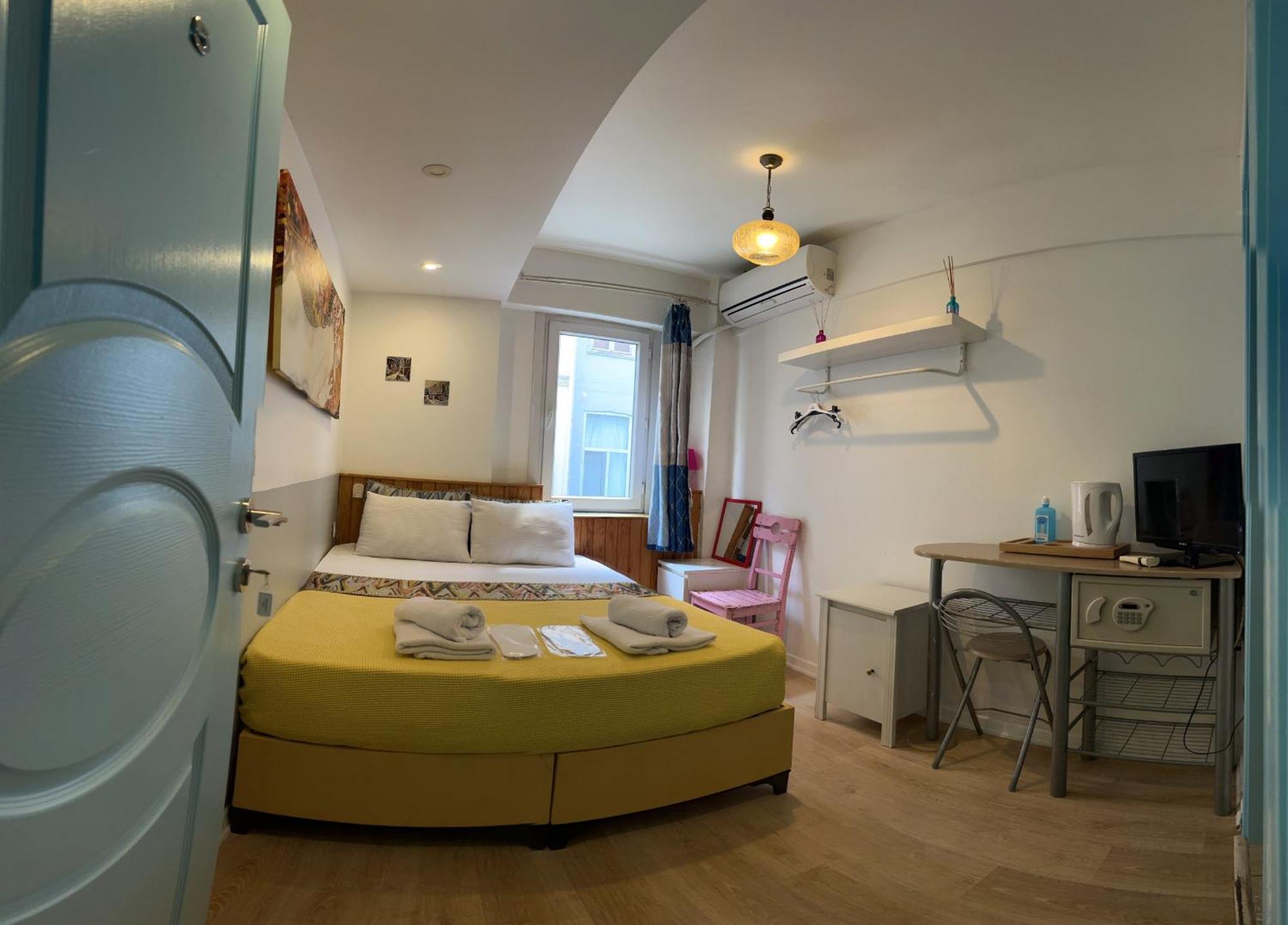 Rodin Hostel イスタンブール エクステリア 写真
