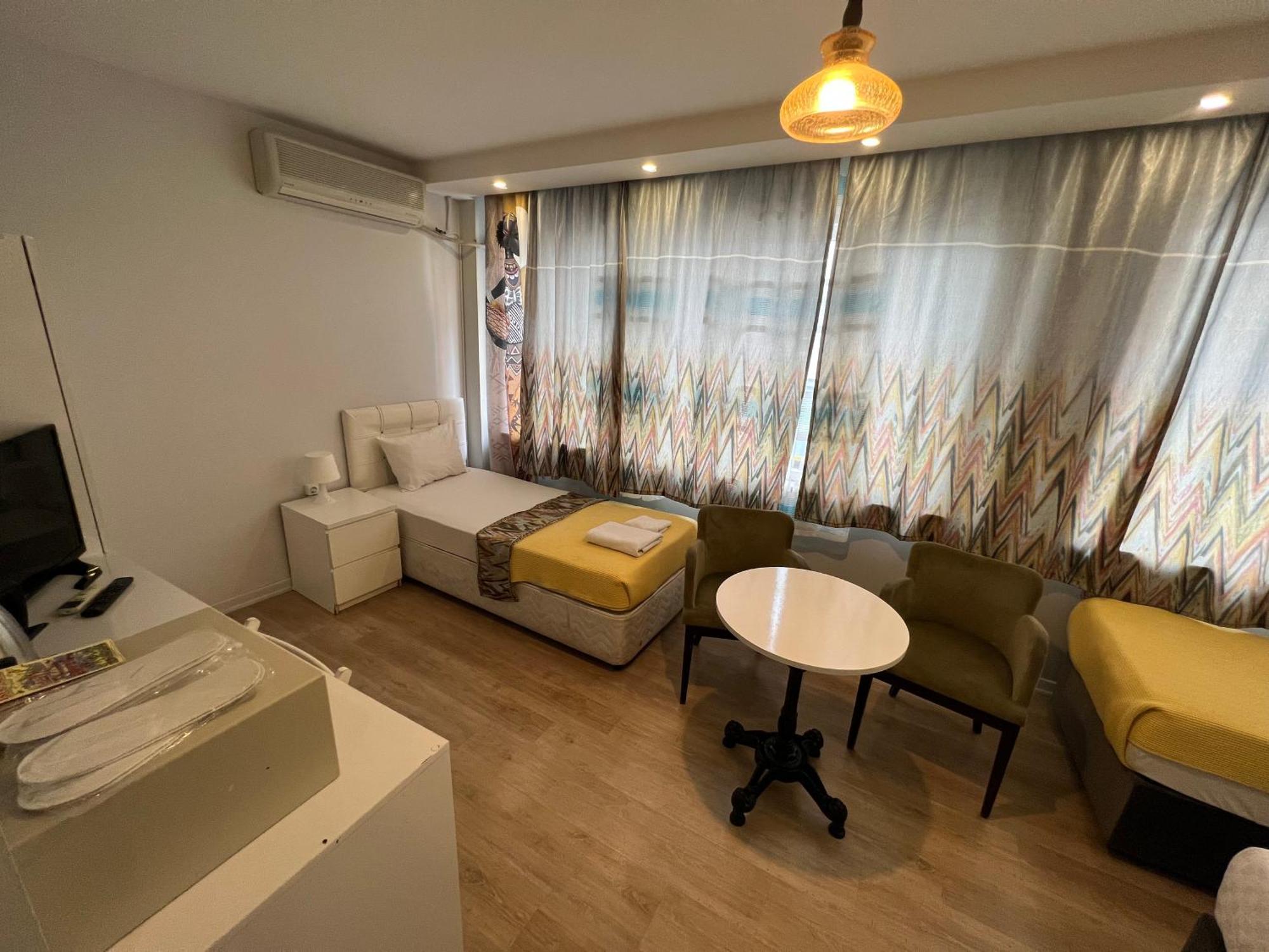 Rodin Hostel イスタンブール エクステリア 写真