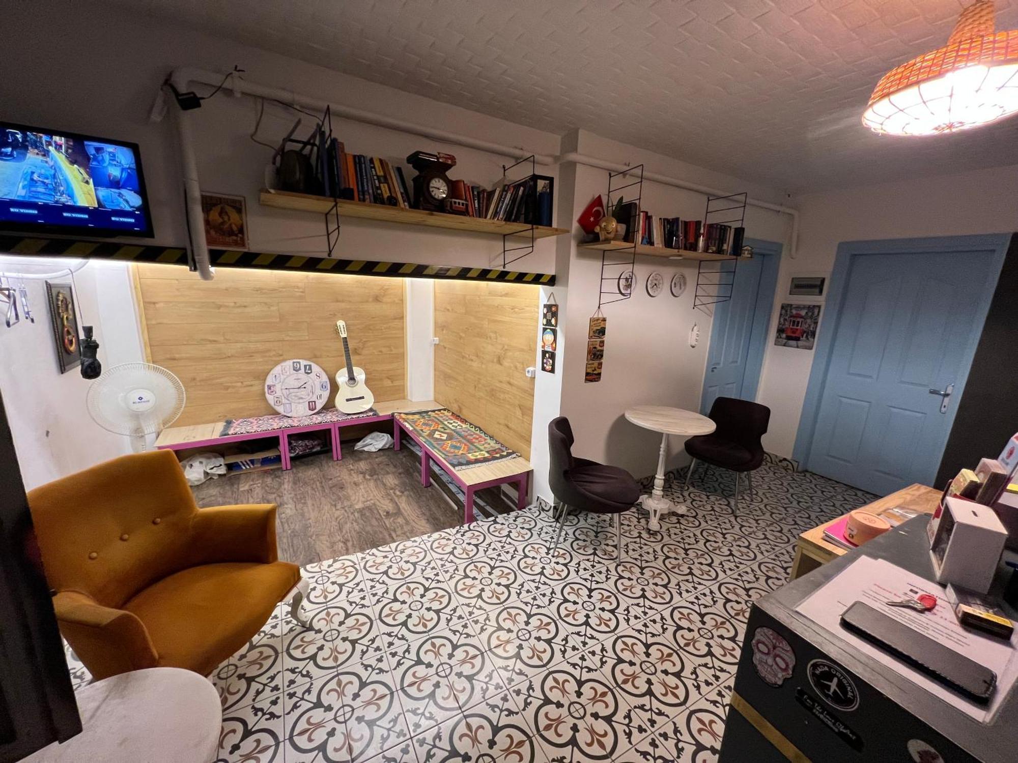 Rodin Hostel イスタンブール エクステリア 写真