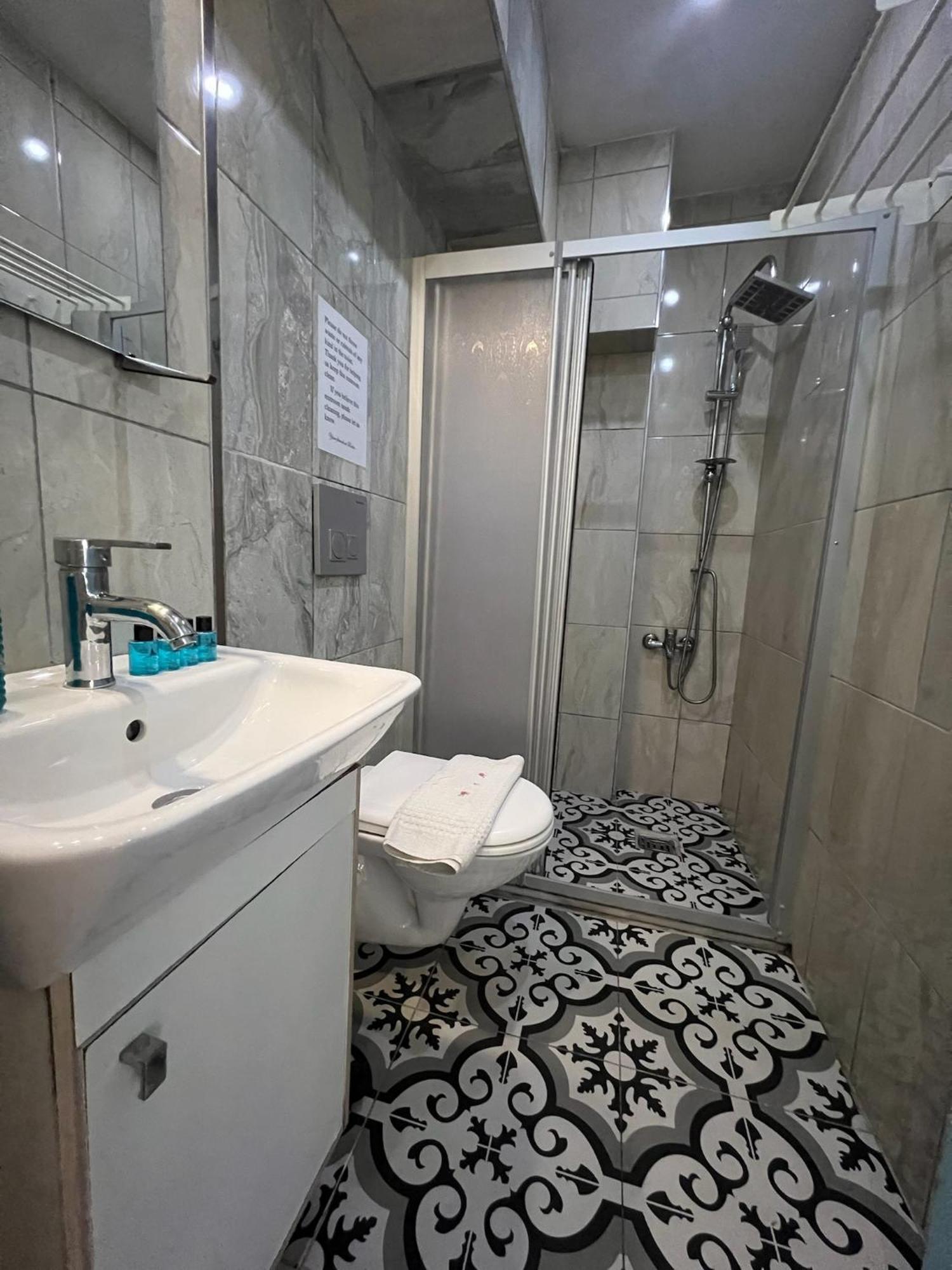 Rodin Hostel イスタンブール エクステリア 写真